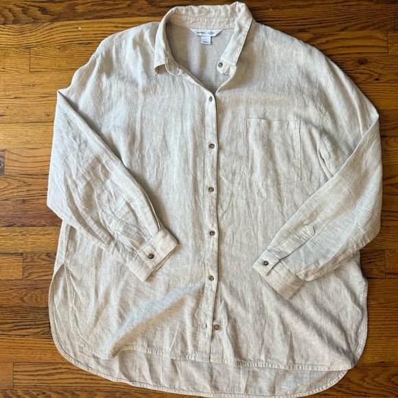 Old Navy Linen Blend Button Up Shirt - Picture 2 of 7
